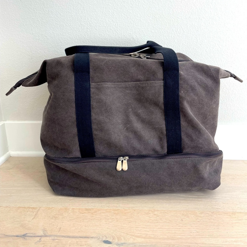 Lo & Sons Catalina Deluxe cotton canvas weekender bag